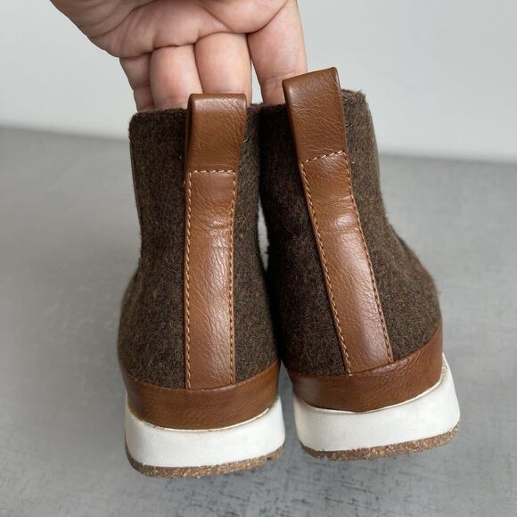 B.ø.c Born Kara Chelsea Ankle Boots Women's 8 M Brown Wool Booties S0772 - Picture 9 of 11